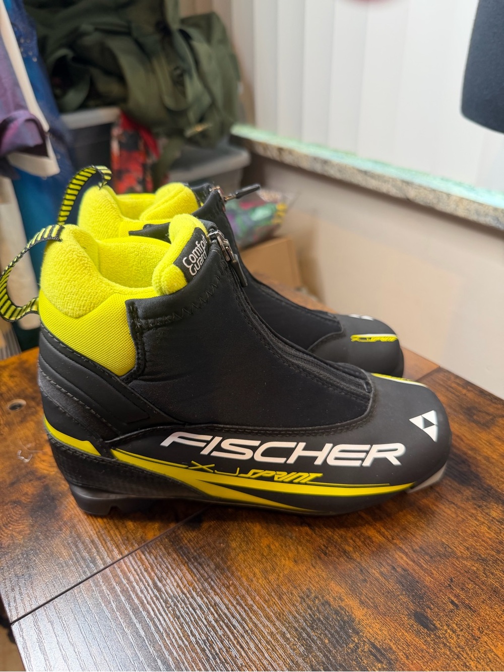 Fischer XJ Sprint junior cross-country ski boots black yellow Size EU36